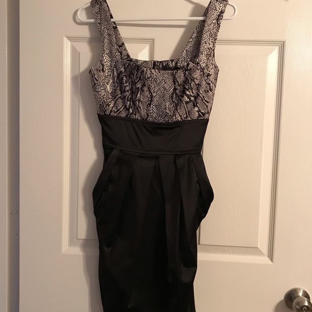 Dress with pockets